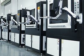 自動焊接機器人廠家青島賽邦擁有上百名焊接技術人員