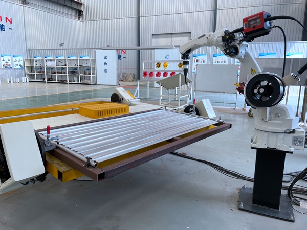 工業機器人焊接生產線的組成部分是什么 工業機器人