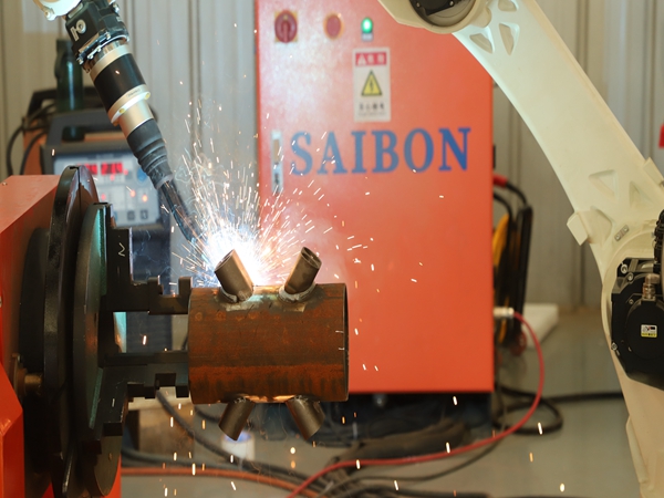 保險箱自動化焊接生產線的具體工序是什么 保險箱焊接機器人