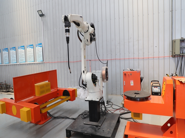 自動焊接設(shè)備中的點焊機器人可以應(yīng)用在哪些行業(yè) 點焊機器人