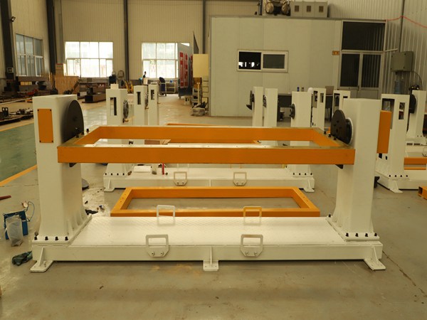 自動(dòng)焊接變位機(jī)展示 L型自動(dòng)焊接變位機(jī)的應(yīng)用場(chǎng)景