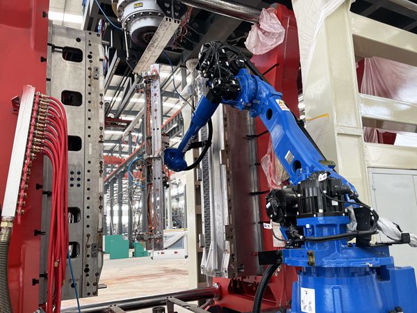 青島賽邦生產的碼垛機器人圖 碼垛機器人的功能有哪些?