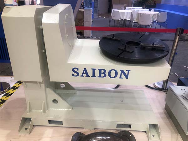 焊接變位機實現(xiàn)協(xié)調(diào)運動