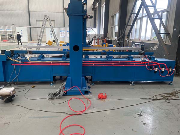 焊接生產(chǎn)線 焊接生產(chǎn)線