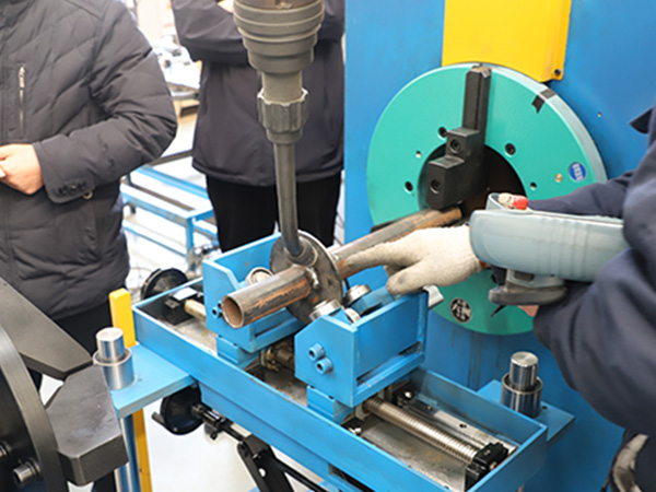 焊接機器人的焊接參數(shù)設置對焊縫質(zhì)量的影響