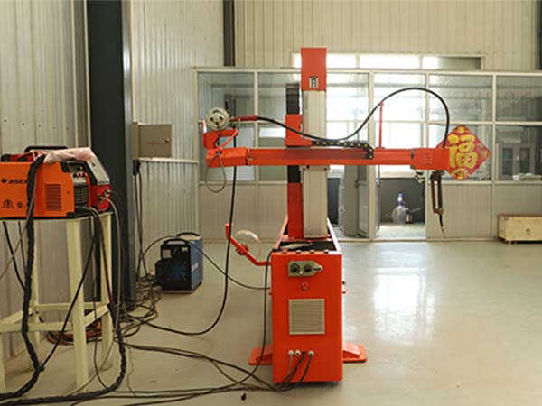 自動(dòng)氬弧焊機(jī)人焊接質(zhì)量穩(wěn)定