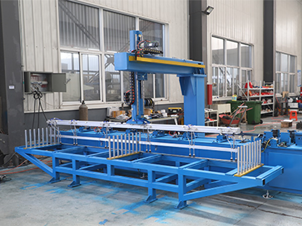 具備視覺識別的自動焊接設備提高焊接精度 具備視覺識別的自動焊接設備提高焊接精度