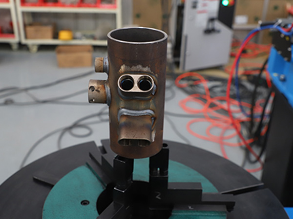 焊接變位機對環縫工件中的應用 焊接變位機對環縫工件中的應用