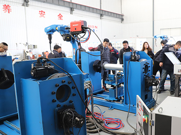 多軸機器人控制系統的應用 多軸機器人控制系統的應用